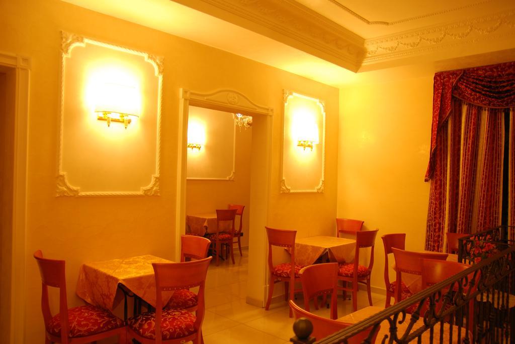Hotel Hollywood Róma Kültér fotó