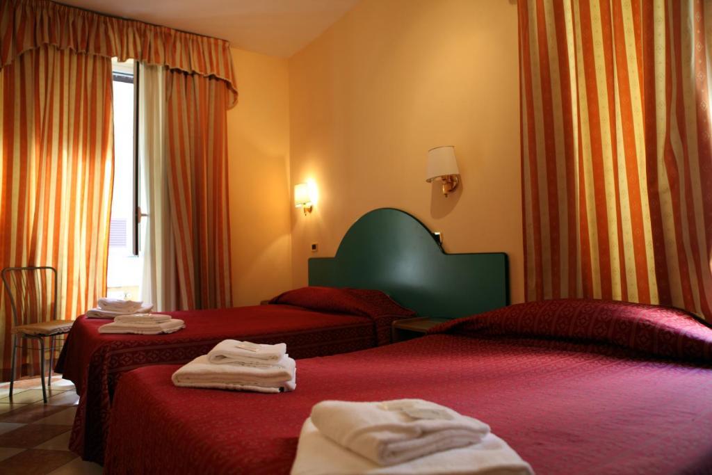 Hotel Hollywood Róma Szoba fotó