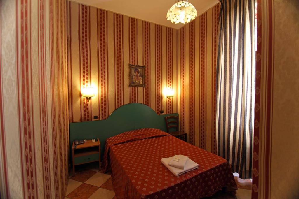 Hotel Hollywood Róma Szoba fotó
